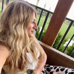 Meet your Posher, Natalie